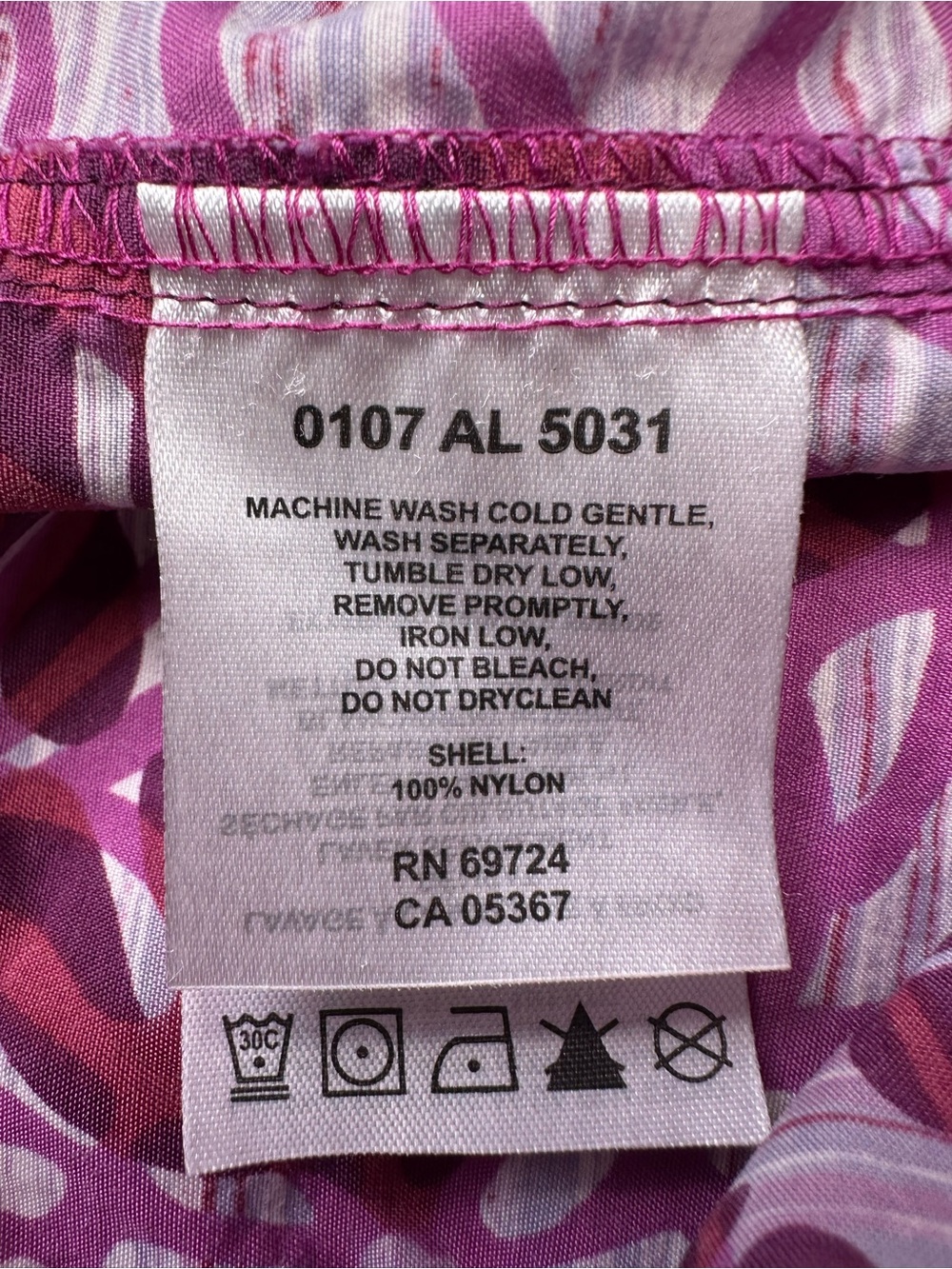 Columbia Women’s Sandy River III Magenta Floral-Pattern Athletic Shorts | size 6 - Picture 5 of 5